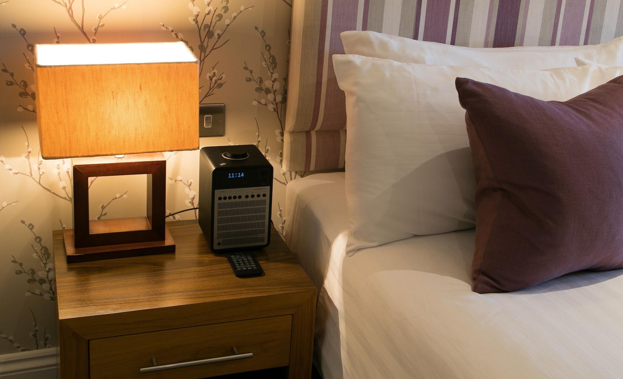 Best Western Plus Centurion Hotel Мидсомър Нортън Екстериор снимка