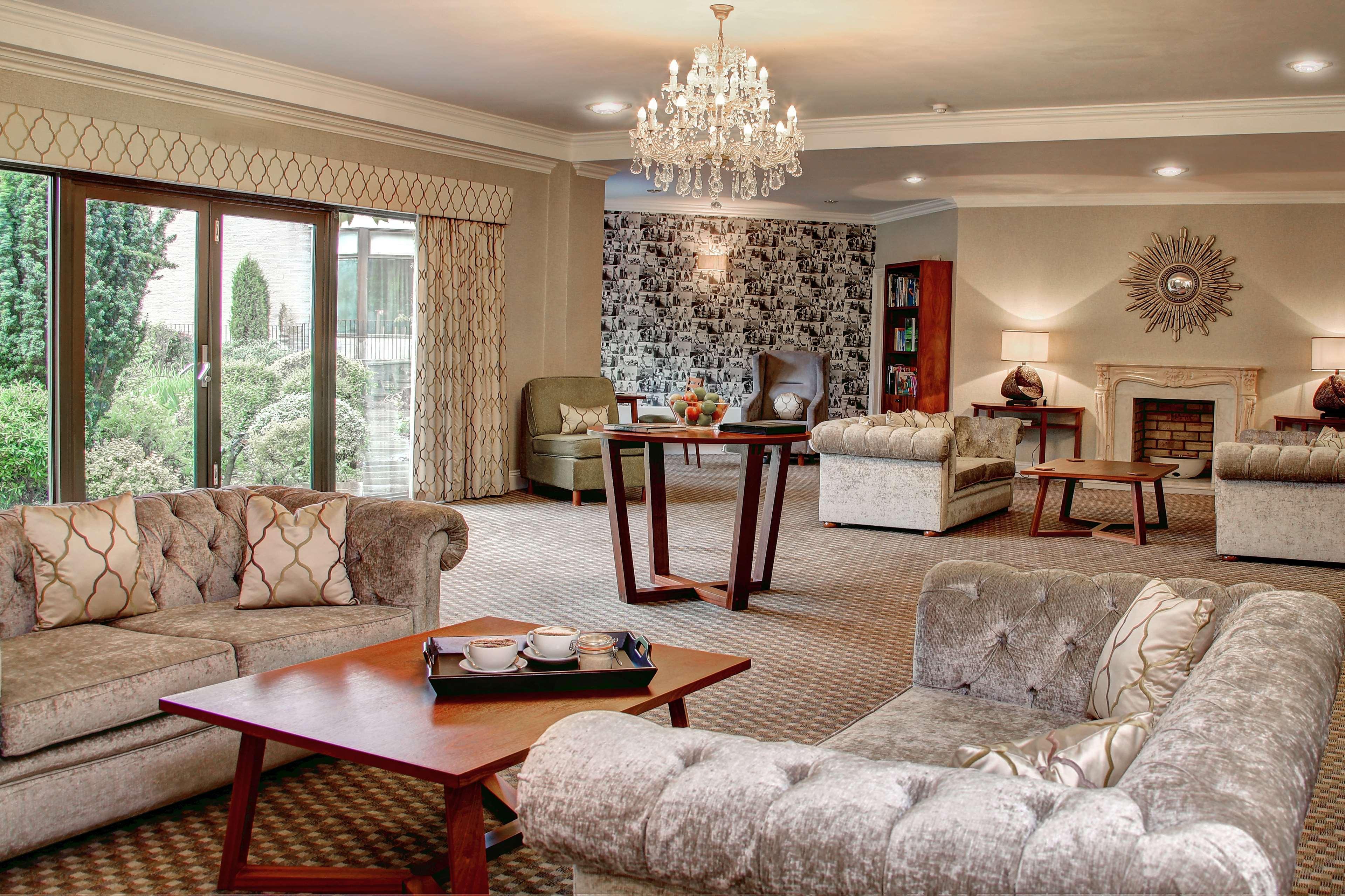 Best Western Plus Centurion Hotel Мидсомър Нортън Екстериор снимка